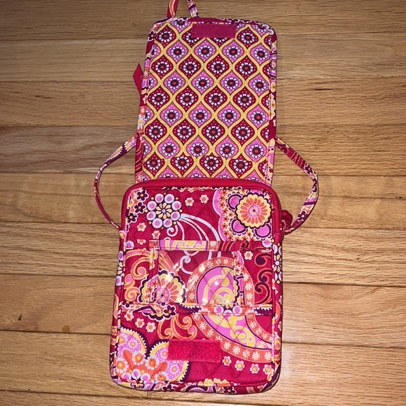Vera Bradley Crossbody Raspberry Fizz 2008 - Picture 4 of 5